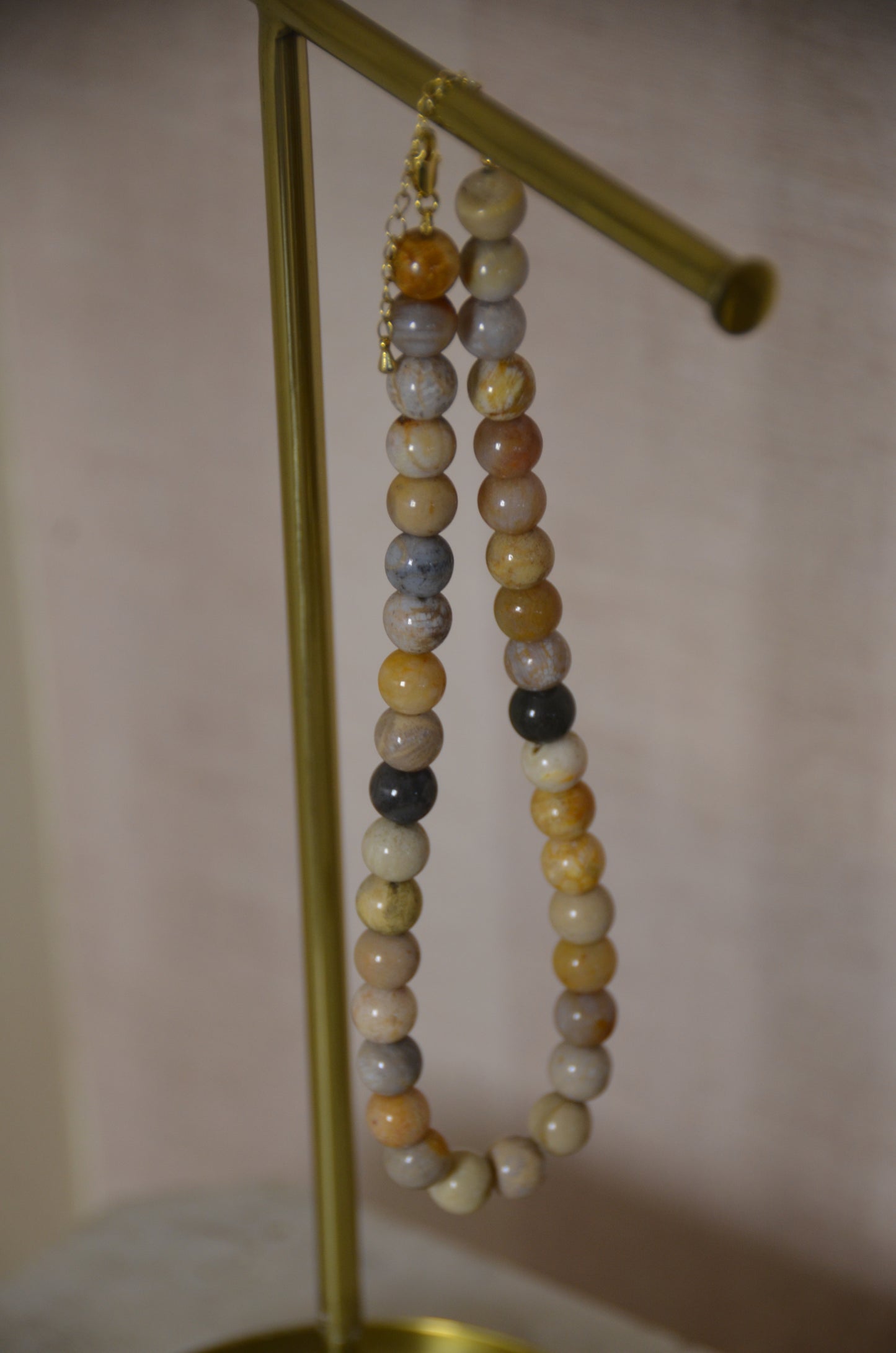Collar 11