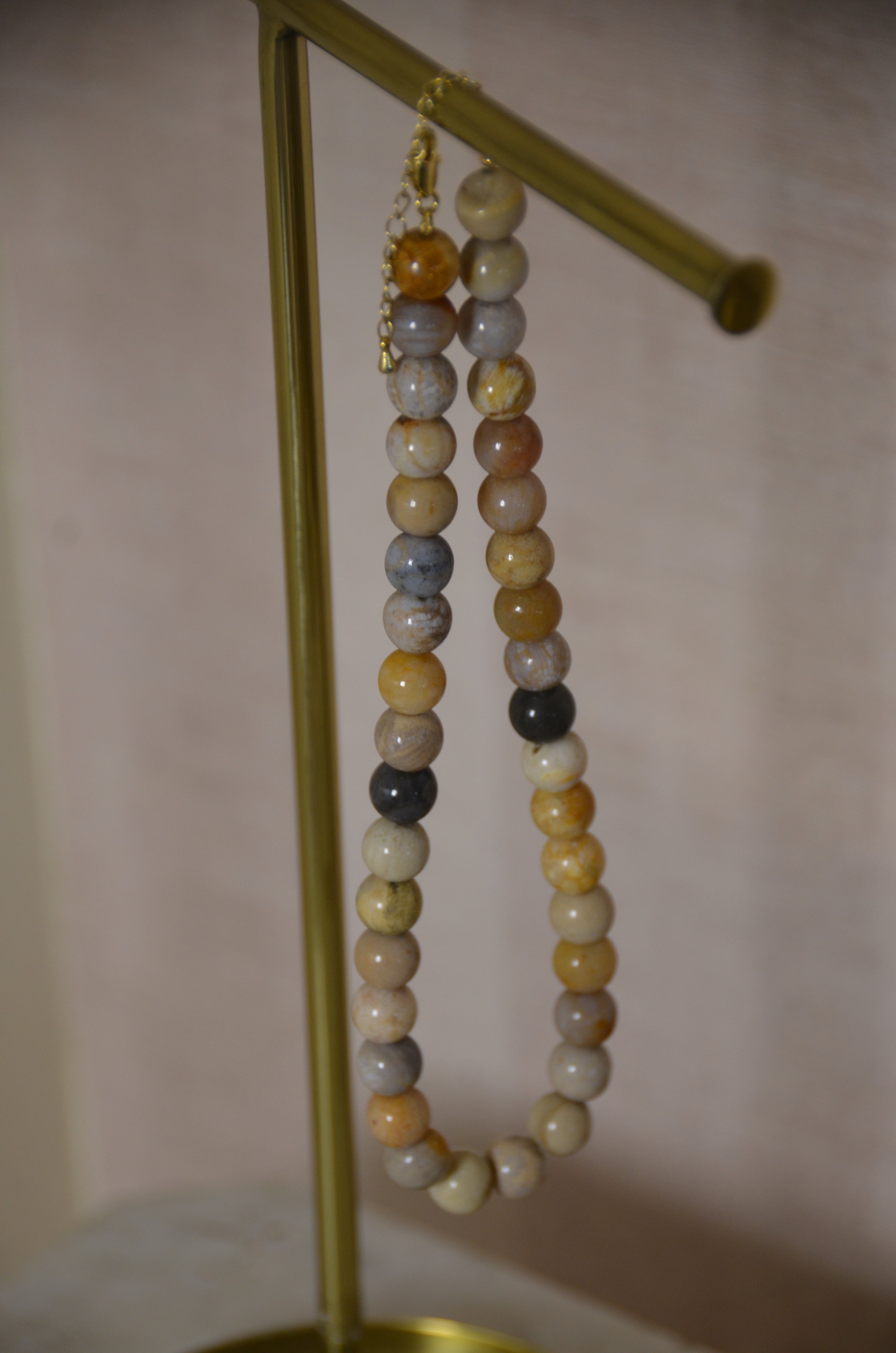 Collar 11